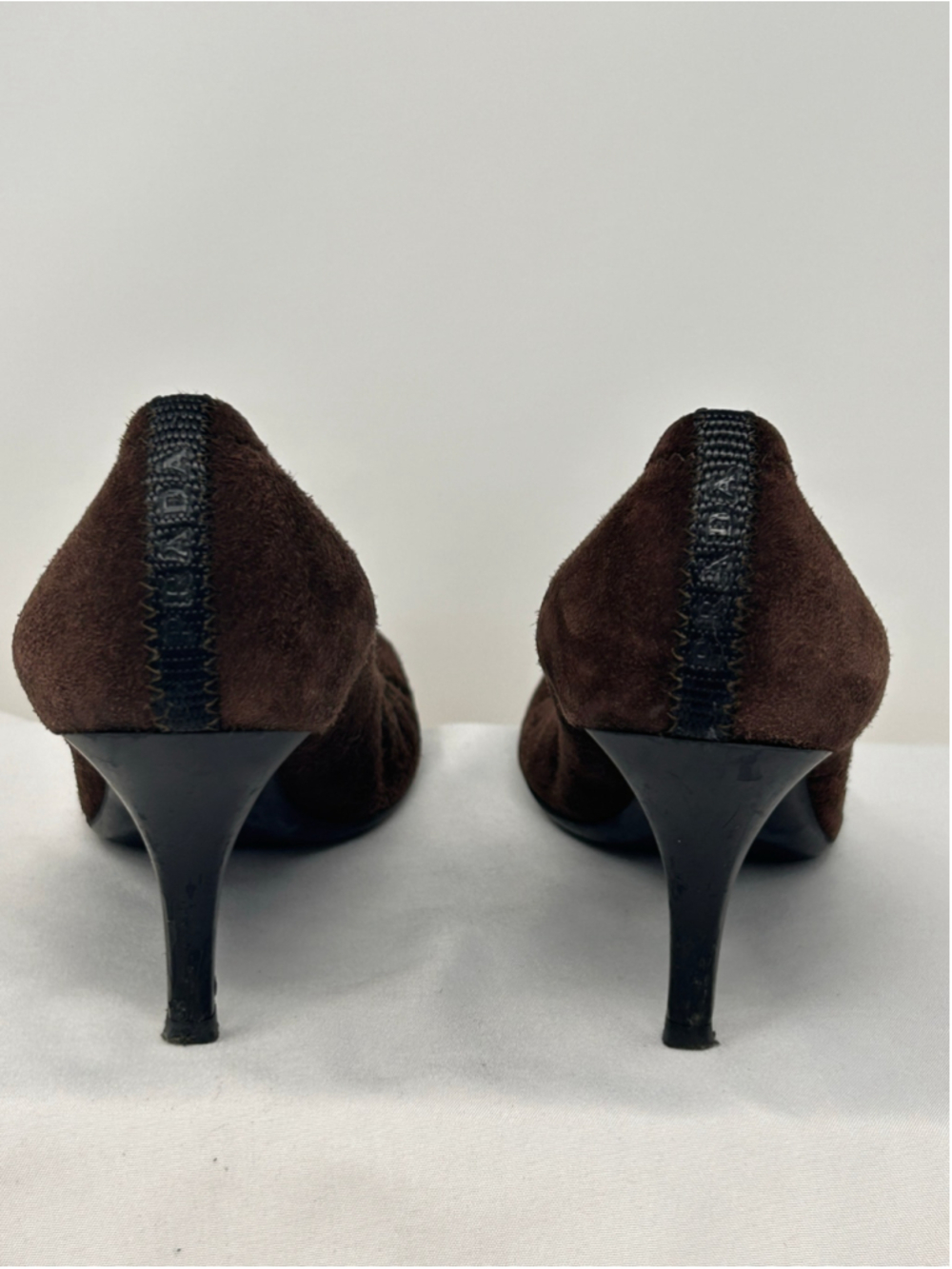 Prada Vintage Brown Suede Black Patent Cap Toe Pumps Size 36 - Picture 5 of 9